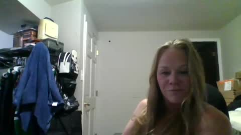 Snapshot of blondetoplease chatting on 06-24-26, 04:55 blondetoplease online show from 06-24-26, 04:55
