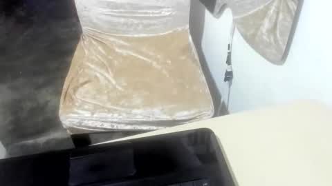 Blondie online show from 01-13-26, 12:43