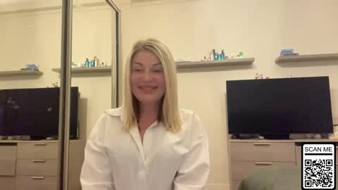 blondie_xoxoxo online show from 05-15-26, 03:41