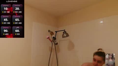 Snapshot of blondiebubblebooty chatting on 02-24-26, 03:26 Bubbles online show from 02-24-26, 03:26