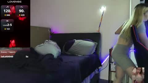 Bubbles online show from 07-29-26, 07:12