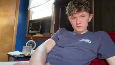 Snapshot of blondiedicks1 chatting on 05-11-26, 01:17 blondiedicks1 online show from 05-11-26, 01:17