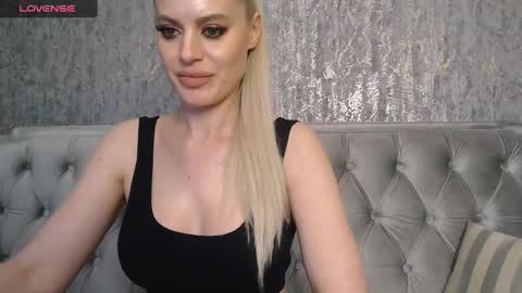 Helen online show from 01-29-25, 11:46