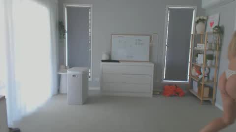 blondiewithapeach online show from 11-12-25, 02:23