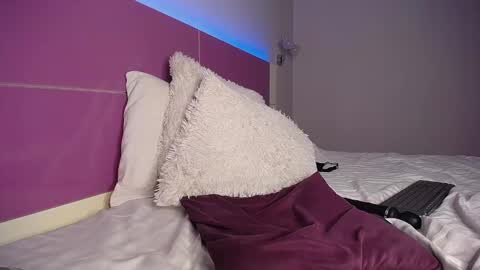 Anna online show from 12-08-24, 12:41