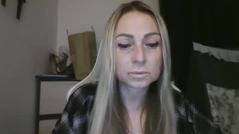 Iren online show from 10-22-25, 04:40