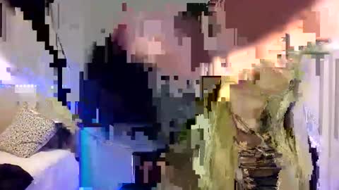 BlondLeyla online show from 11-04-25, 06:07