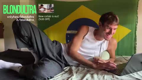 Snapshot of blondultra chatting on 09-13-25, 09:09 blondultra online show from 09-13-25, 09:09
