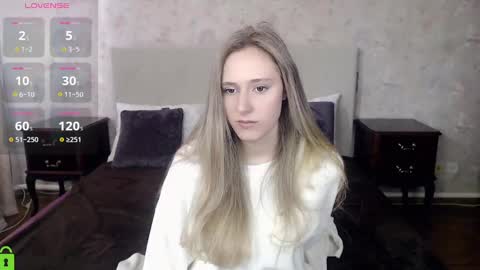 Snapshot of blondy_riss chatting on 03-05-25, 02:23 blondy_riss online show from 03-05-25, 02:23