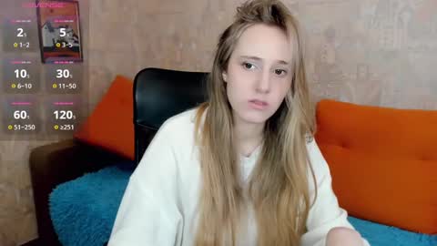 Snapshot of blondy_riss chatting on 03-09-25, 12:20 blondy_riss online show from 03-09-25, 12:20