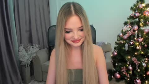 Sophia online show from 12-17-24, 06:20