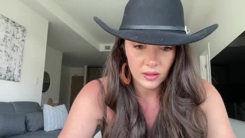 Emma Bloom online show from 05-09-26, 09:42