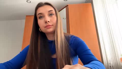 Alice online show from 03-04-26, 07:36