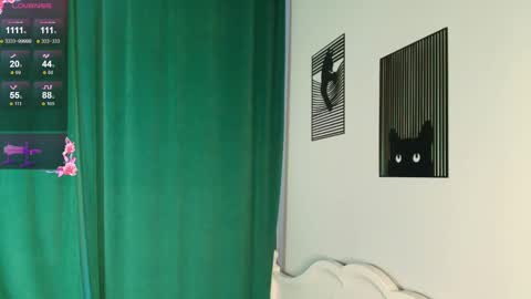 Welcome guysMy name KatePVT its Open online show from 09-21-25, 06:15