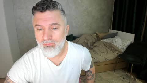 Nico online show from 02-05-25, 08:54