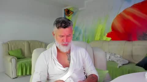 Nico online show from 01-06-26, 06:44