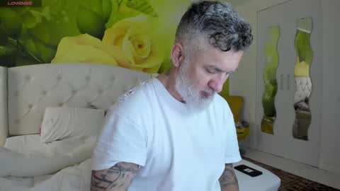 Snapshot of blowmyxxl chatting on 04-02-26, 05:38 Nico online show from 04-02-26, 05:38