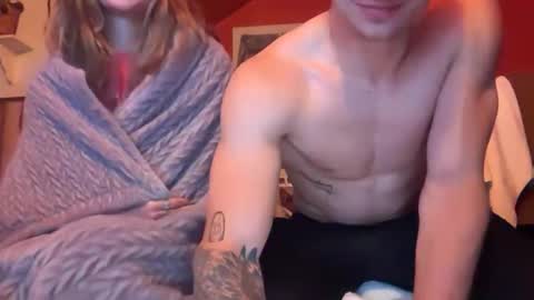 Snapshot of blue_eyed_beau chatting on 05-26-26, 04:19 Beau online show from 05-26-26, 04:19