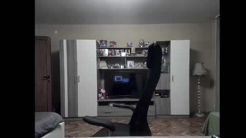 Runaway online show from 12-29-24, 03:24