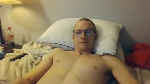 Snapshot of blue_eyes_888 chatting on 02-15-26, 04:58 blue_eyes_888 online show from 02-15-26, 04:58