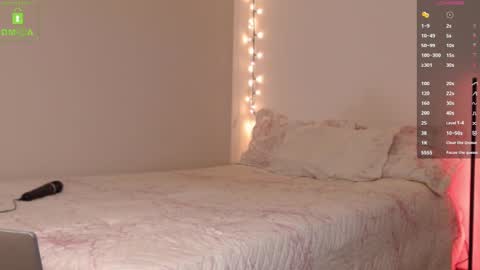 Blue online show from 09-21-25, 02:02