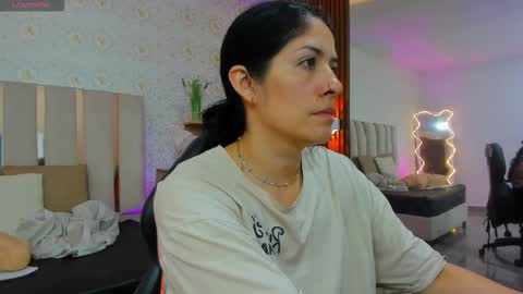 blue_tay1 online show from 10-11-25, 11:53