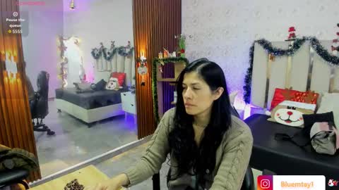 blue_tay1 online show from 12-16-25, 11:04