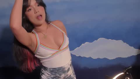 Snapshot of blue_warrior chatting on 10-18-25, 07:53 Blue online show from 10-18-25, 07:53