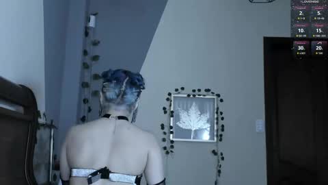 sophie  online show from 09-26-25, 09:19