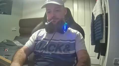 bluebirdflame1 online show from 12-25-24, 09:33