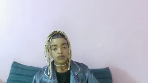 Tee online show from 09-21-25, 12:51