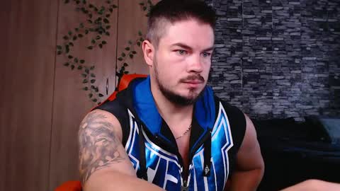 blueeyeboy0 online show from 05-06-26, 08:52