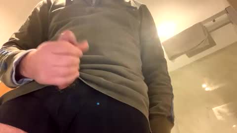 blueeyedboy021170 online show from 01-09-26, 10:22