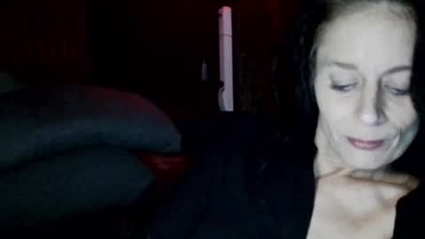 Snapshot of blueeyedlie chatting on 02-14-26, 06:10 Blueeyedlie online show from 02-14-26, 06:10