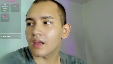 Snapshot of bluehsunny chatting on 09-12-25, 11:26 alexander online show from 09-12-25, 11:26