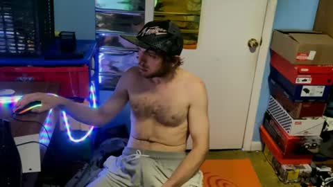 Snapshot of bluesky10111 chatting on 10-06-25, 02:09 bluesky10111 online show from 10-06-25, 02:09