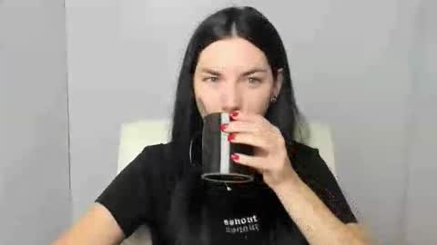 Kelly online show from 09-12-25, 04:56