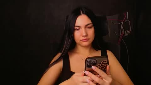 Kelly online show from 10-14-25, 05:41