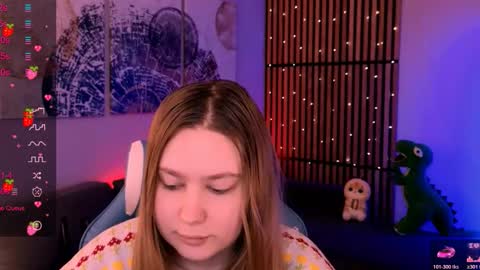 Ellie3 online show from 10-26-25, 09:42