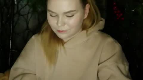 blushing_star online show from 01-05-26, 05:27