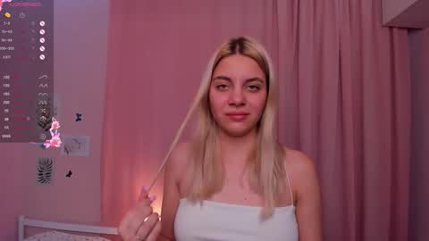 Chloe online show from 09-14-25, 03:11
