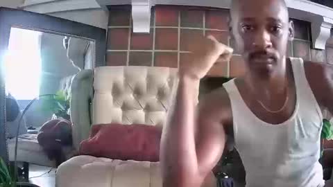 Snapshot of bms777 chatting on 10-12-25, 01:43 bms777 online show from 10-12-25, 01:43