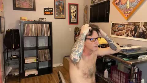 Snapshot of bnczuperzexy chatting on 02-13-26, 06:53 ZuperZexyZounds online show from 02-13-26, 06:53