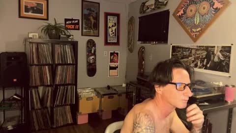 ZuperZexyZounds online show from 05-17-26, 04:21