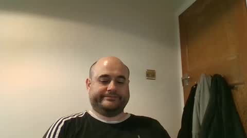 Snapshot of bobabator chatting on 10-13-25, 03:01 bobabator online show from 10-13-25, 03:01