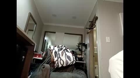 bobbiebone and company online show from 11-25-25, 04:18