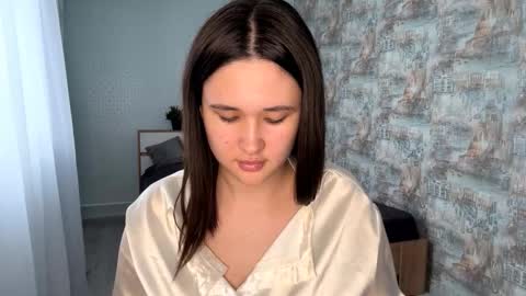 Yumi online show from 02-09-26, 12:20