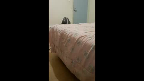 Snapshot of bobby_00x00 chatting on 02-20-26, 01:13 bobby_00x00 online show from 02-20-26, 01:13