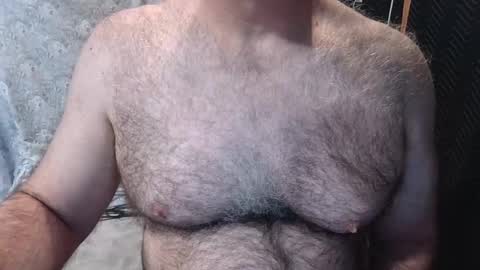 Snapshot of bobbyhill27b chatting on 03-28-26, 02:49 BobbyHill27b online show from 03-28-26, 02:49