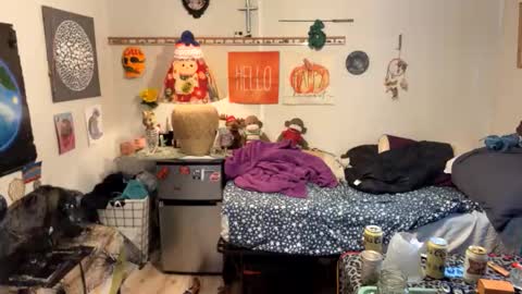 Snapshot of bobbyq2969 chatting on 11-13-25, 06:51 bobbyq2969 online show from 11-13-25, 06:51